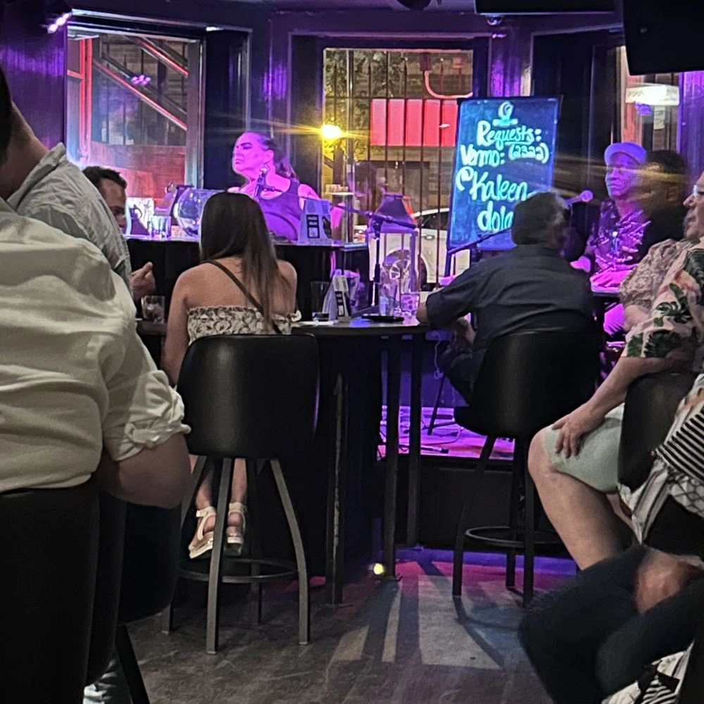 Bar Thumbnail